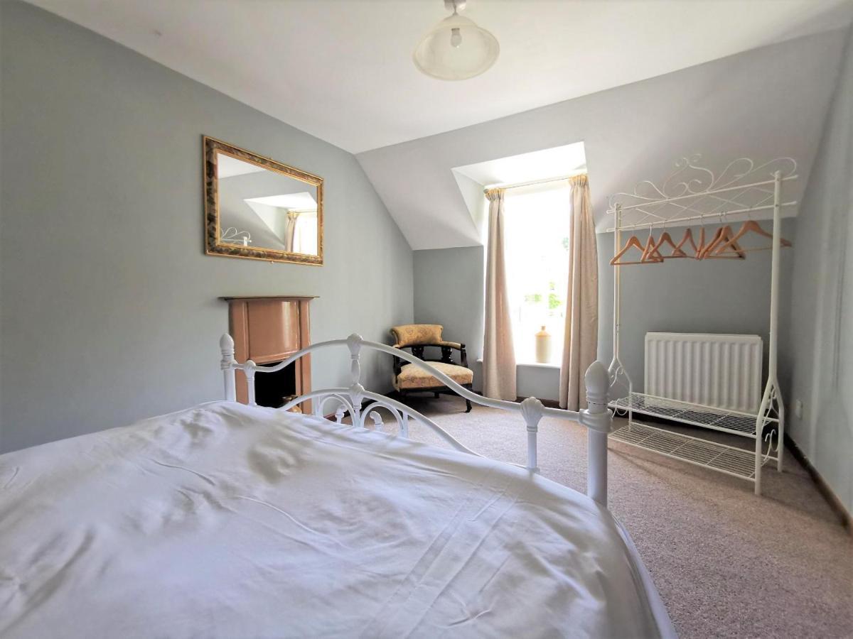 Wellstone Cottages - Jasmine Llanfyrnach Dış mekan fotoğraf